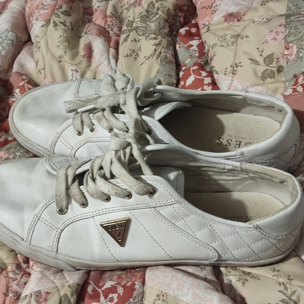 Womens shoes
